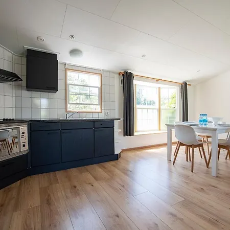 79, Ruime Aan De Kampina Chalet