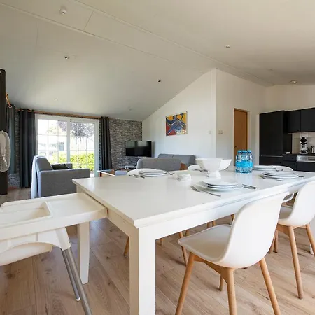 Chalet 79, Ruime Aan De Kampina *