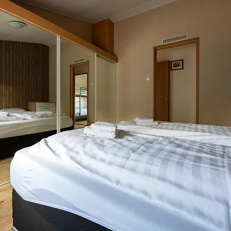 79, Ruime Aan De Kampina *