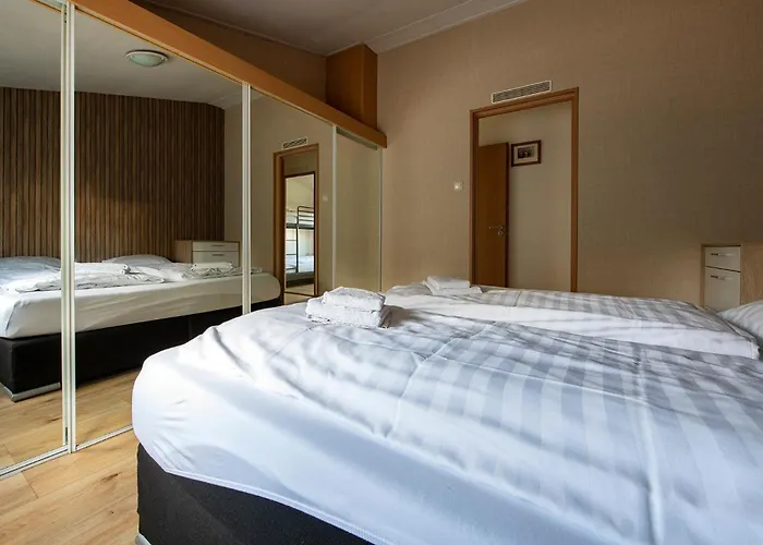 79, Ruime Aan De Kampina *